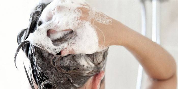 5 причин використовувати шампунь для фарбованого волосся, склад засобів