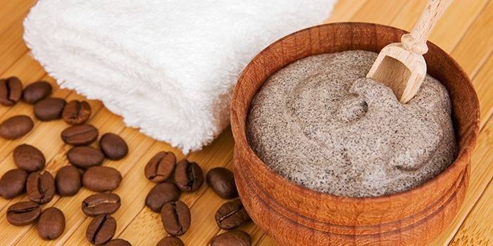 Антицелюлітний скраб для тіла: домашні рецепти гарячого і кавового