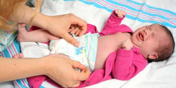 У немовляти зелений стілець - яка норма і консистенція калу у новонароджених в перші місяці життя