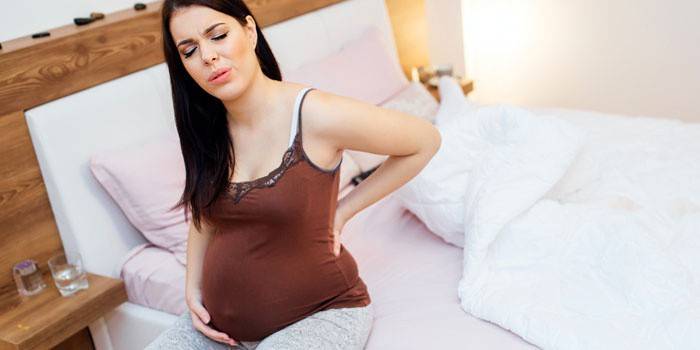 Симфизит при вагітності - як розпізнати, терапія та можливі ускладнення при пологах