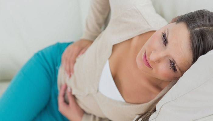 Симптоми запалення придатків у жінок: ознаки аднекситу