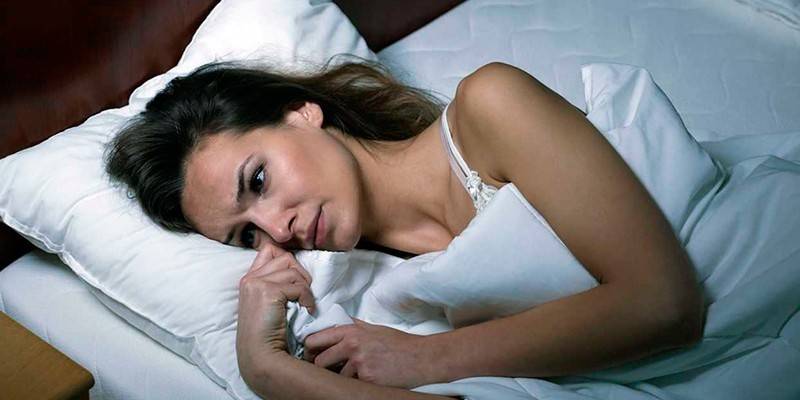 Причини безсоння у жінок: від чого буває розлад сну