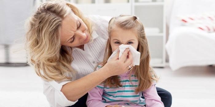 У дитини не дихає ніс - чому виникає порушення ночами або постійно і як лікувати