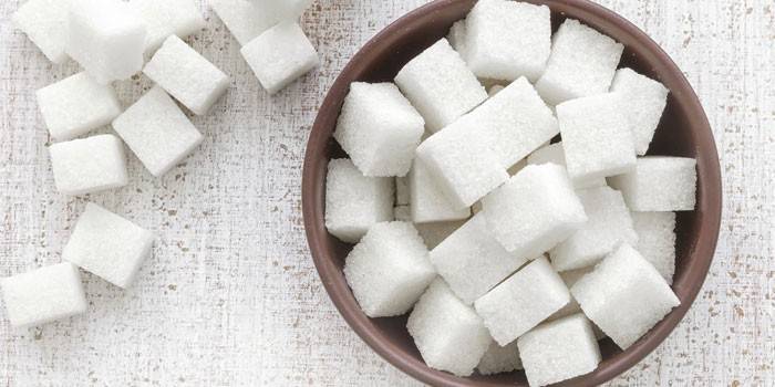 Відмова від цукру і солодощів - ефект і результат, шкоду продукту і його вплив на здоров'я
