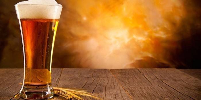 Шкода пива для людського організму - як впливає надмірне споживання напою на чоловіків, жінок і підлітків