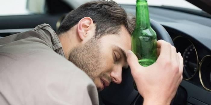 Ступені алкогольного сп'яніння і ознаки стану