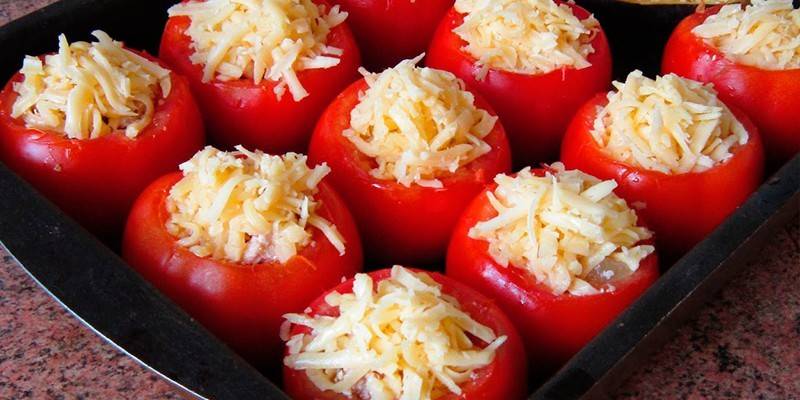 Фаршировані помідори з сиром і часником - як приготувати в домашніх умовах