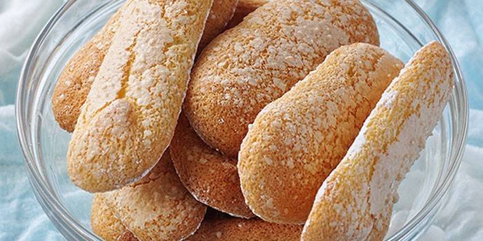 Печиво савоярді - італійські рецепти приготування в домашніх умовах бісквітної випічки з фото