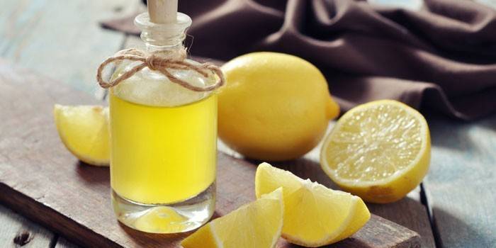 Настоянка на лимоні - як готувати з м'ятою, імбиром, італійську Лимончелло, солодку або Тайгову