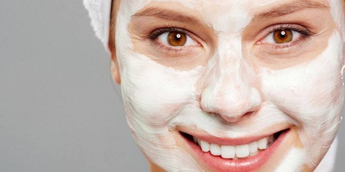 Киснева маска для шкіри - огляд очисних, зволожуючих і відбілюючих косметичних засобів