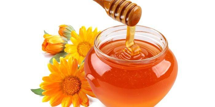 Мед при схудненні - корисні властивості та рецепти напоїв, чаю і обгортань з відгуками